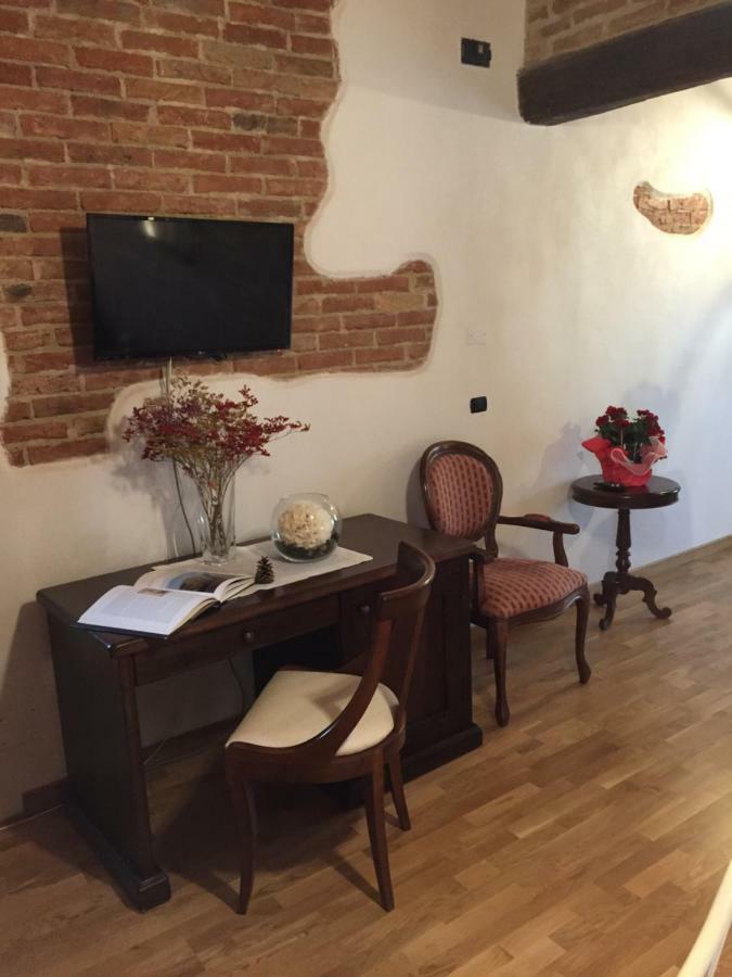 Cascina Maina Villa Diano dʼAlba Buitenkant foto