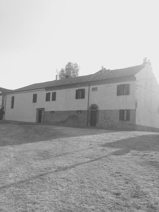 Cascina Maina Villa Diano dʼAlba Buitenkant foto